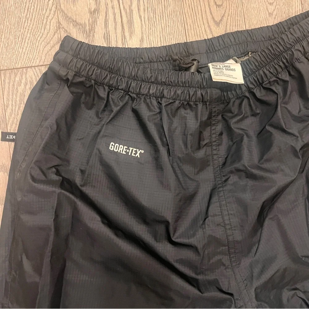North face gore-Tex men’s waterproof pants - Picture 2 of 7